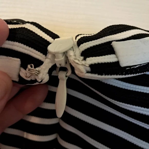 Guess Striped Cold Shoulder Dress - Picture 11 of 14